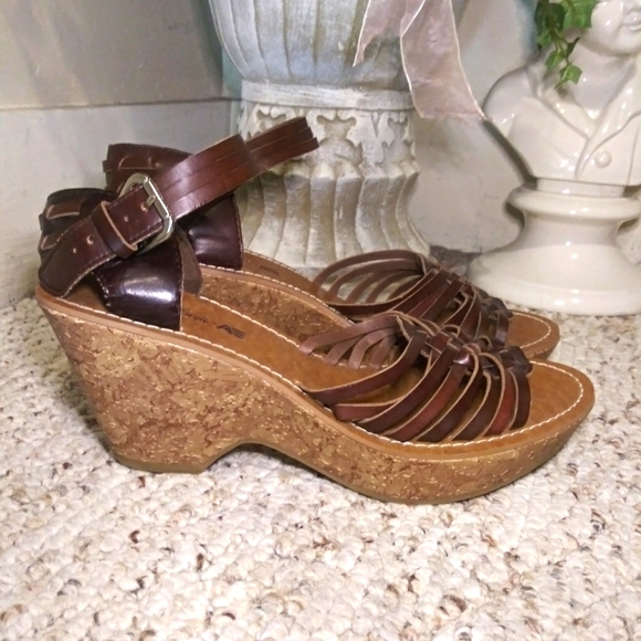 3/$18 American Eagle Brown Boho Faux Leather Espadrille Cork Platform Sandals - Picture 11 of 11
